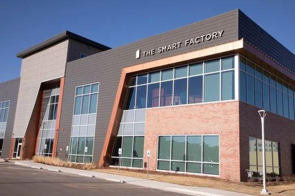 徠卡聯(lián)合海信開發(fā)激光電視;SK海力士研發(fā)全球最高238層NAND閃存 | 美通企業(yè)日?qǐng)?bào)